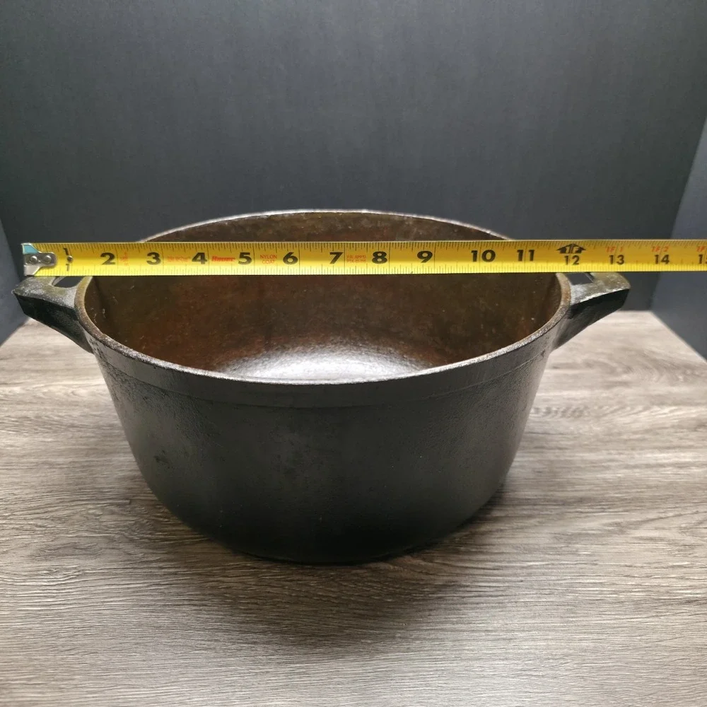 Kirby & Allen Dutch Oven With Self Basting Lid - 10